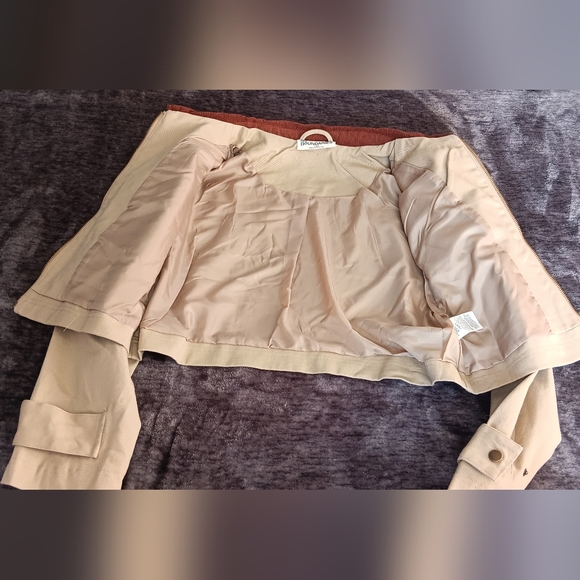 NWT No Boundaries Cropped Beige/Brown Collared Zip Jacket Womens size: S(4-6) - Picture 11 of 15